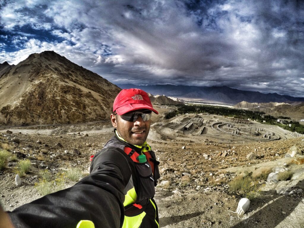 running while traveling