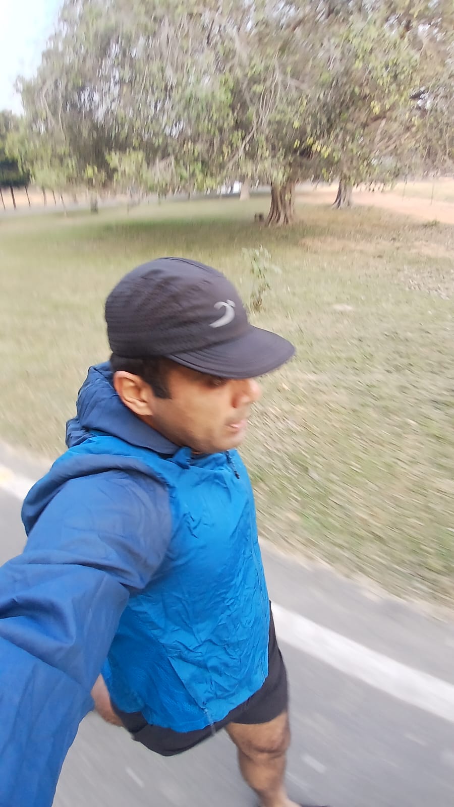 daud bharat running caps