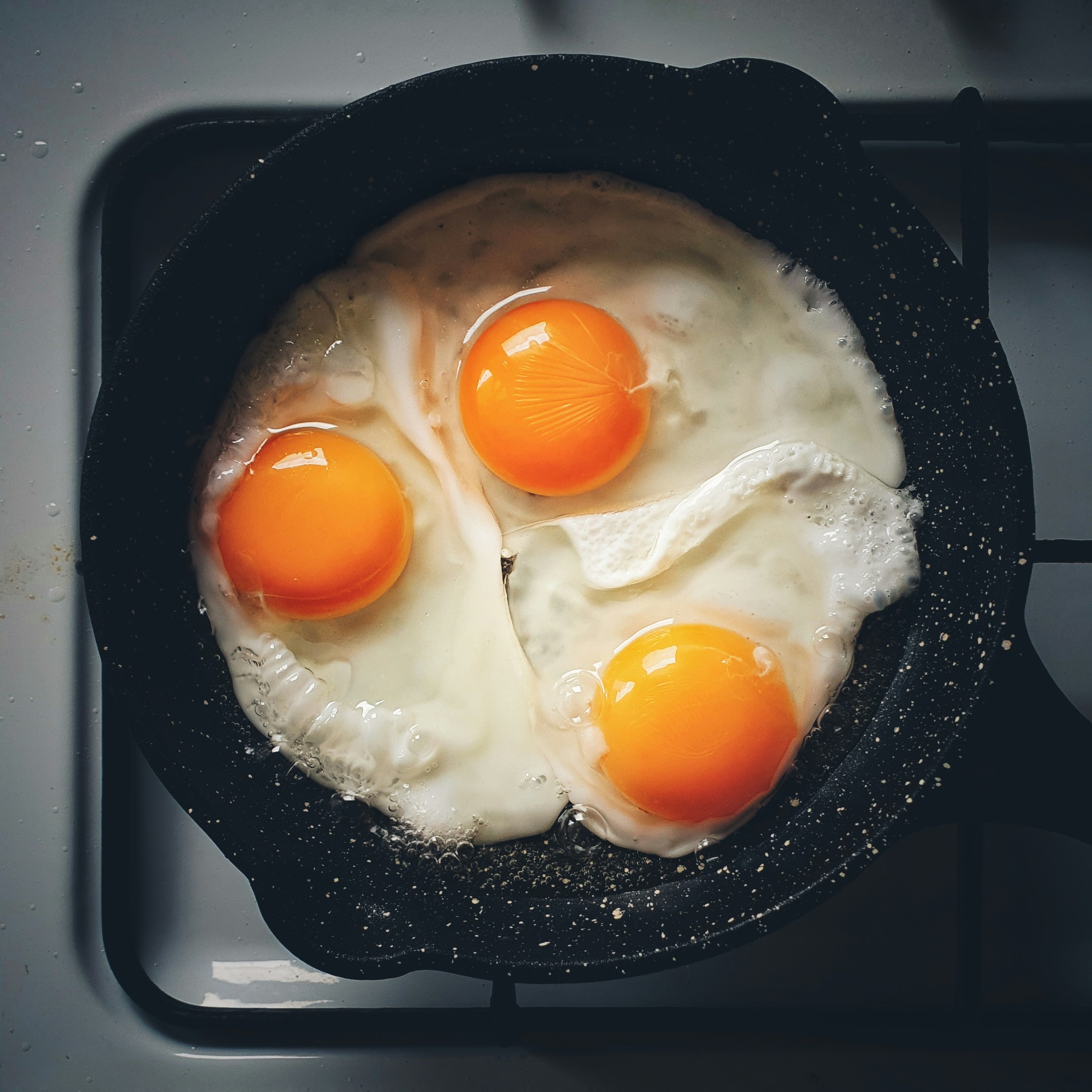 how much protein do runners need