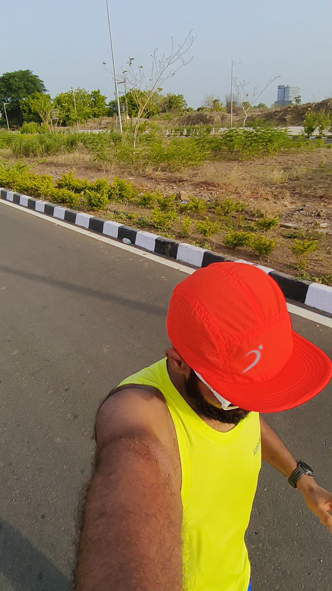 why runners should wear a cap